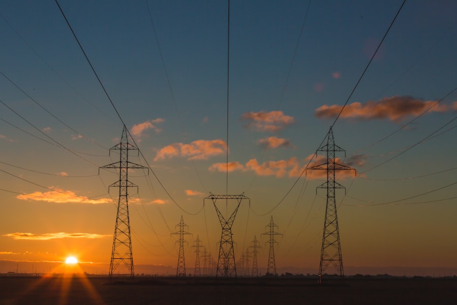 Electricity transmission tower